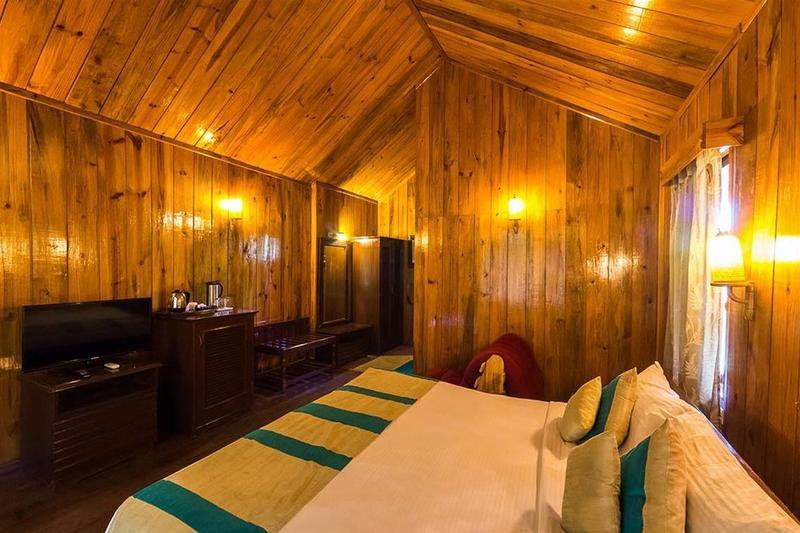 Symphony Palms Beach Resort And Spa Govind Nagar Buitenkant foto