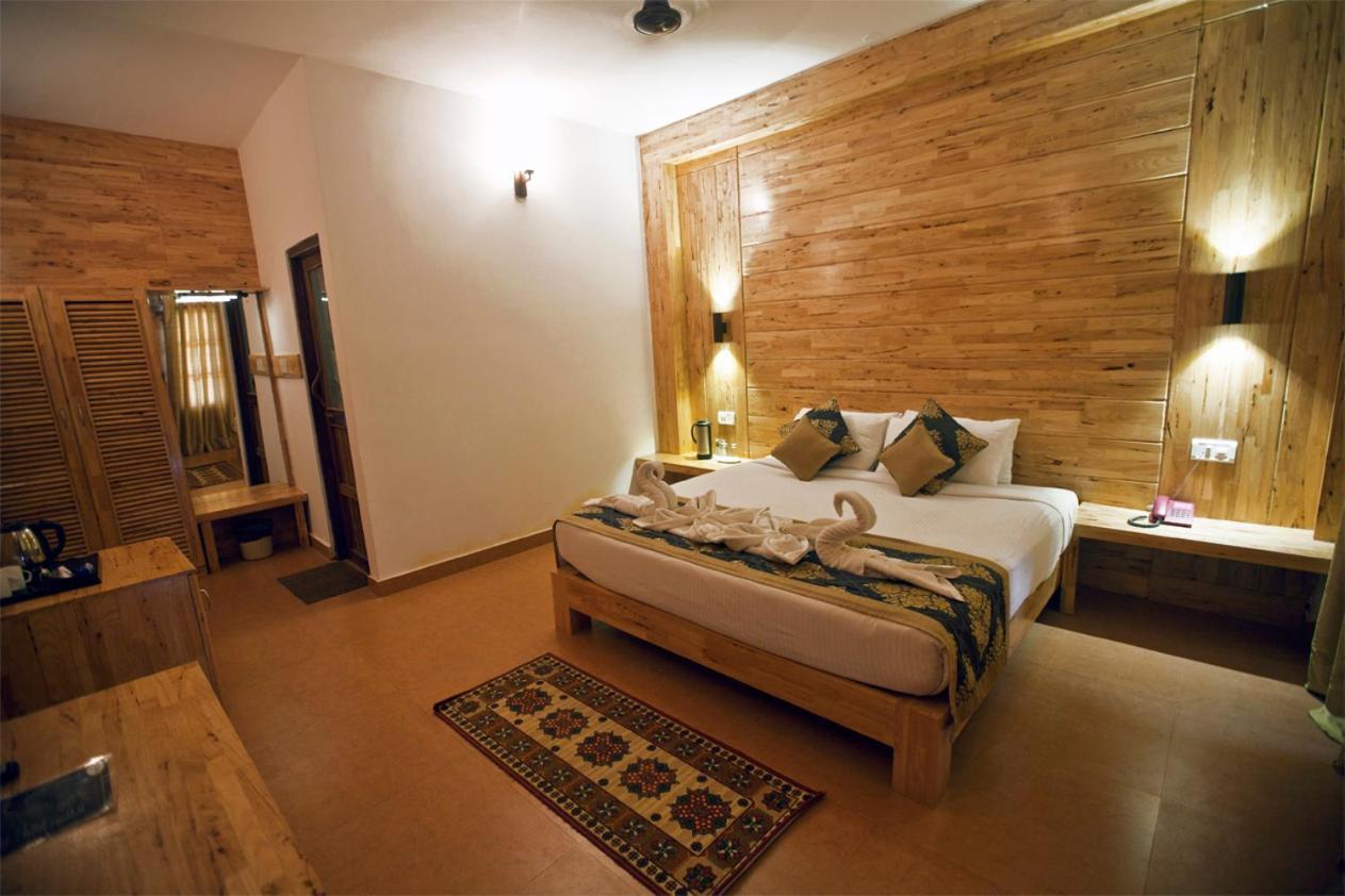 Symphony Palms Beach Resort And Spa Govind Nagar Buitenkant foto